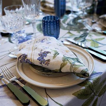 Dæk et elegant bord med tekstiler fra Jim Lyngvilds Home Collection