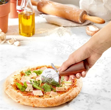 Smuk og meget skrap pizzaskærer som ligger fantastisk i hånden