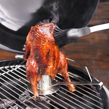 Lav en saftig, smagfuld kylling med sprødt skind - på grill eller i ovn